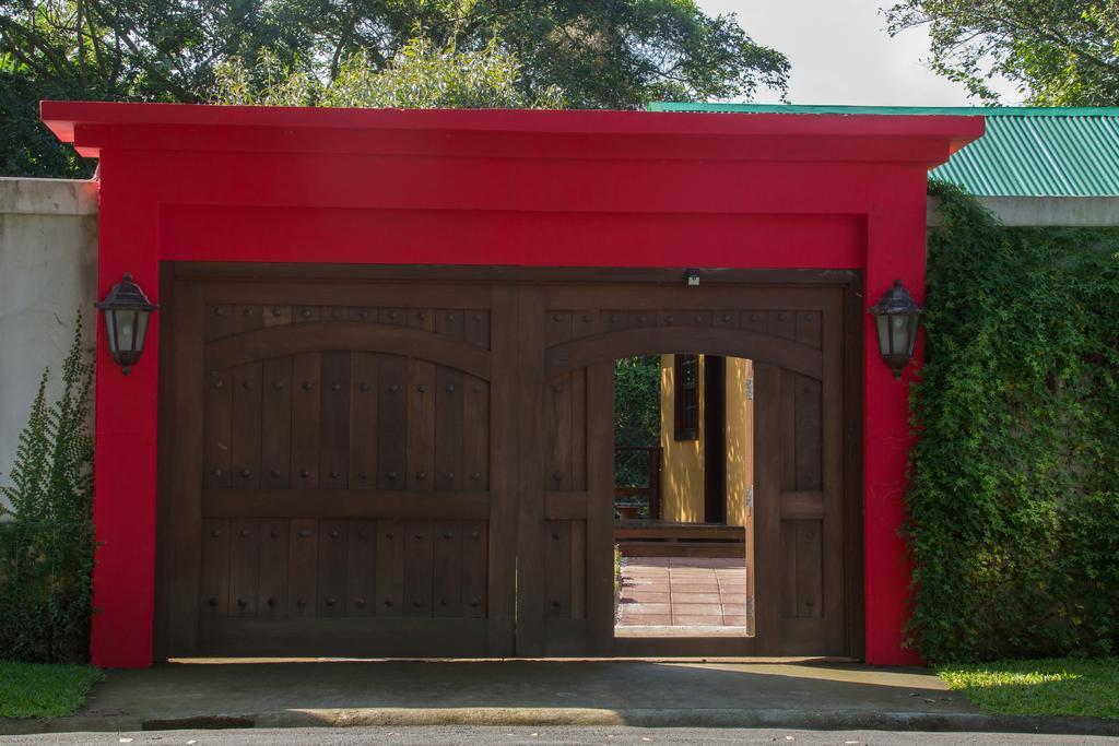 Airport Rio Segundo Studio Bed & Breakfast Alajuela Dış mekan fotoğraf